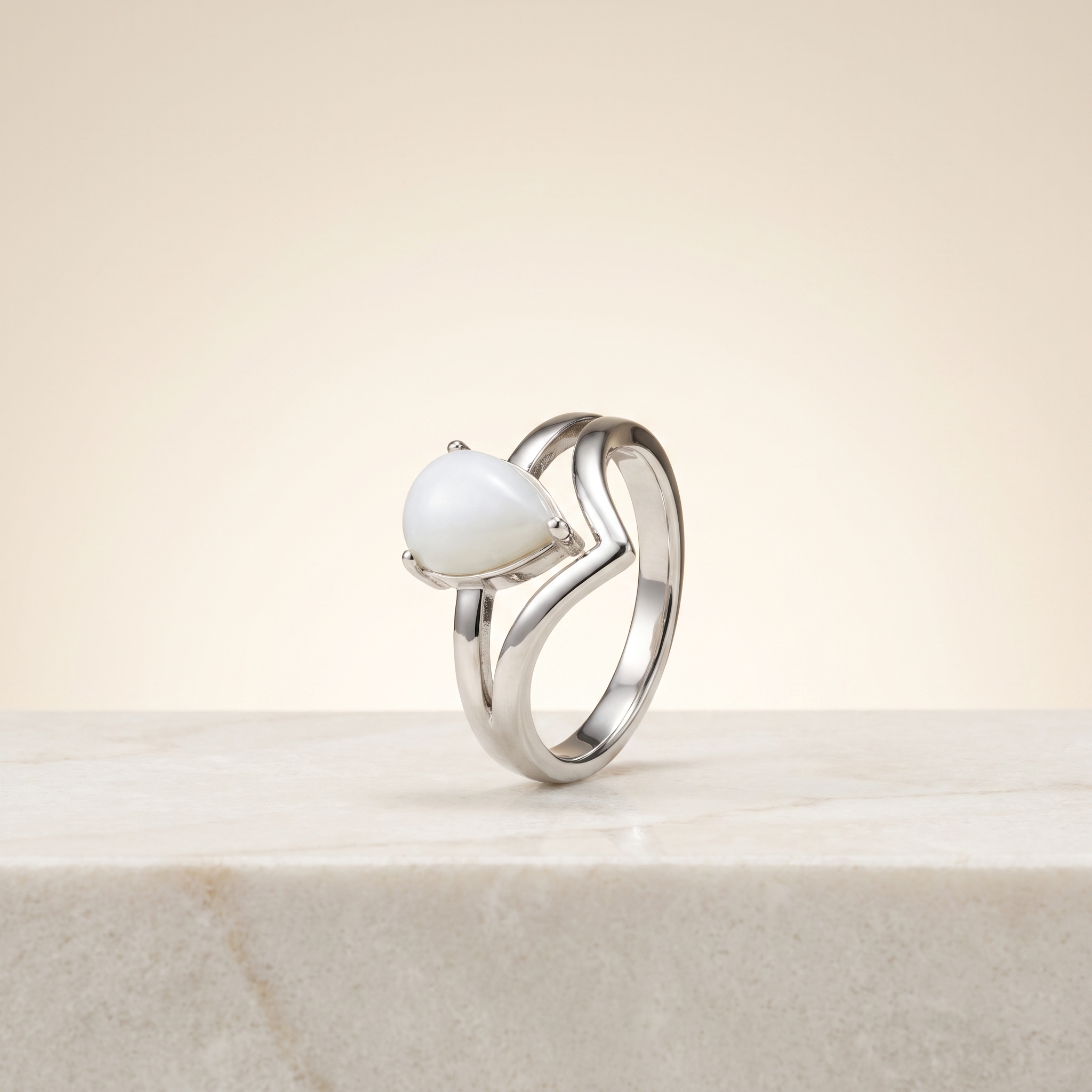 Luxury_jewelry_product_photography_2K_202607061521
